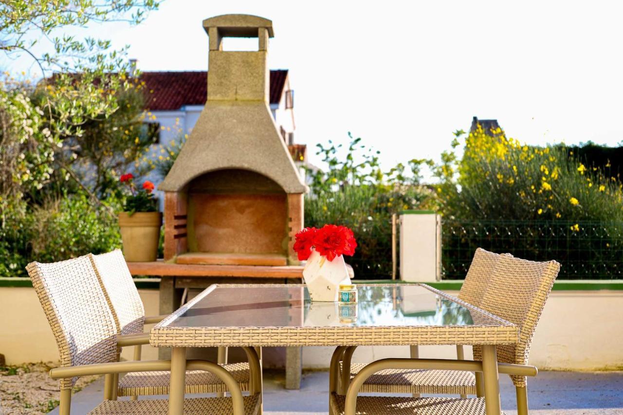 The Florens Residence Near The Beach With The Pool, Bbq And Kids Playground, Zadar Diklo Экстерьер фото