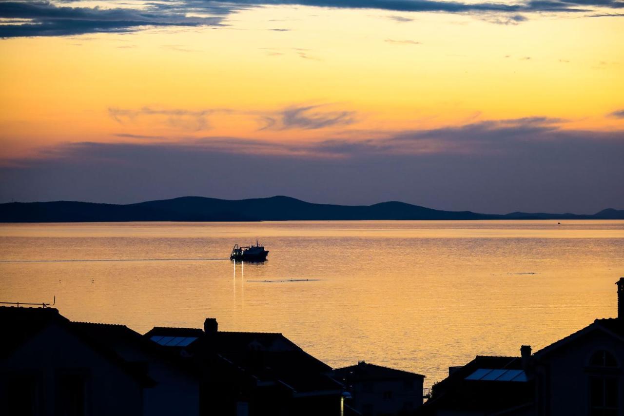 The Florens Residence Near The Beach With The Pool, Bbq And Kids Playground, Zadar Diklo Экстерьер фото